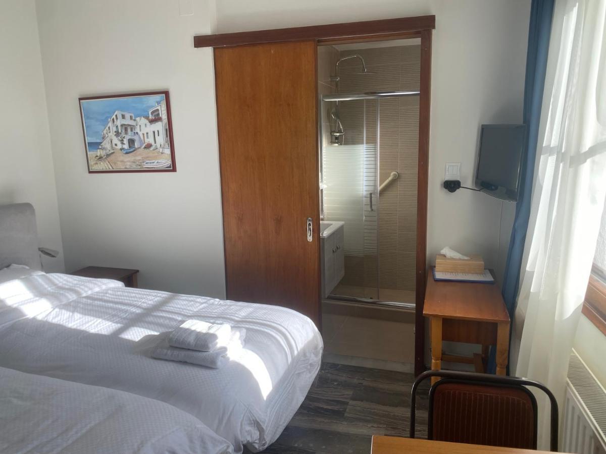Victoria Studios Spetses Town Екстер'єр фото
