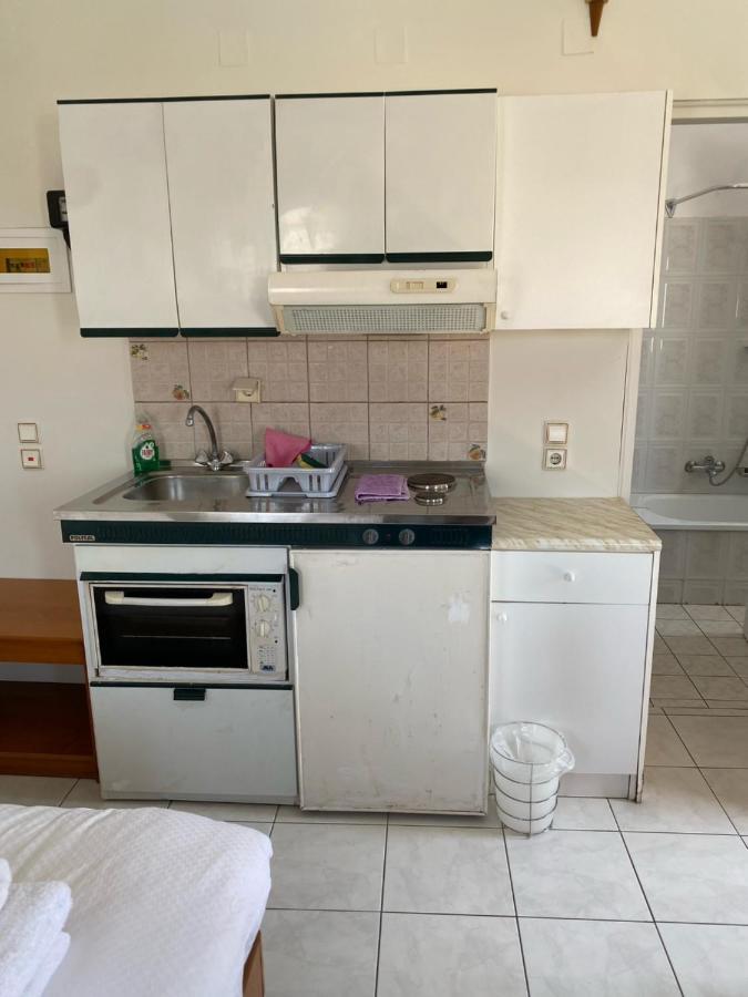 Victoria Studios Spetses Town Екстер'єр фото