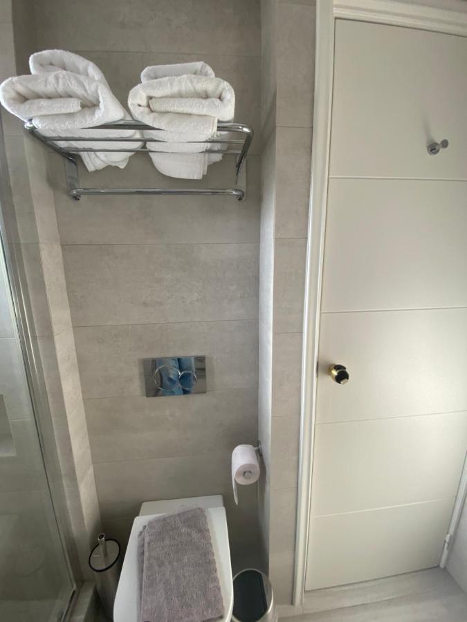 Victoria Studios Spetses Town Екстер'єр фото