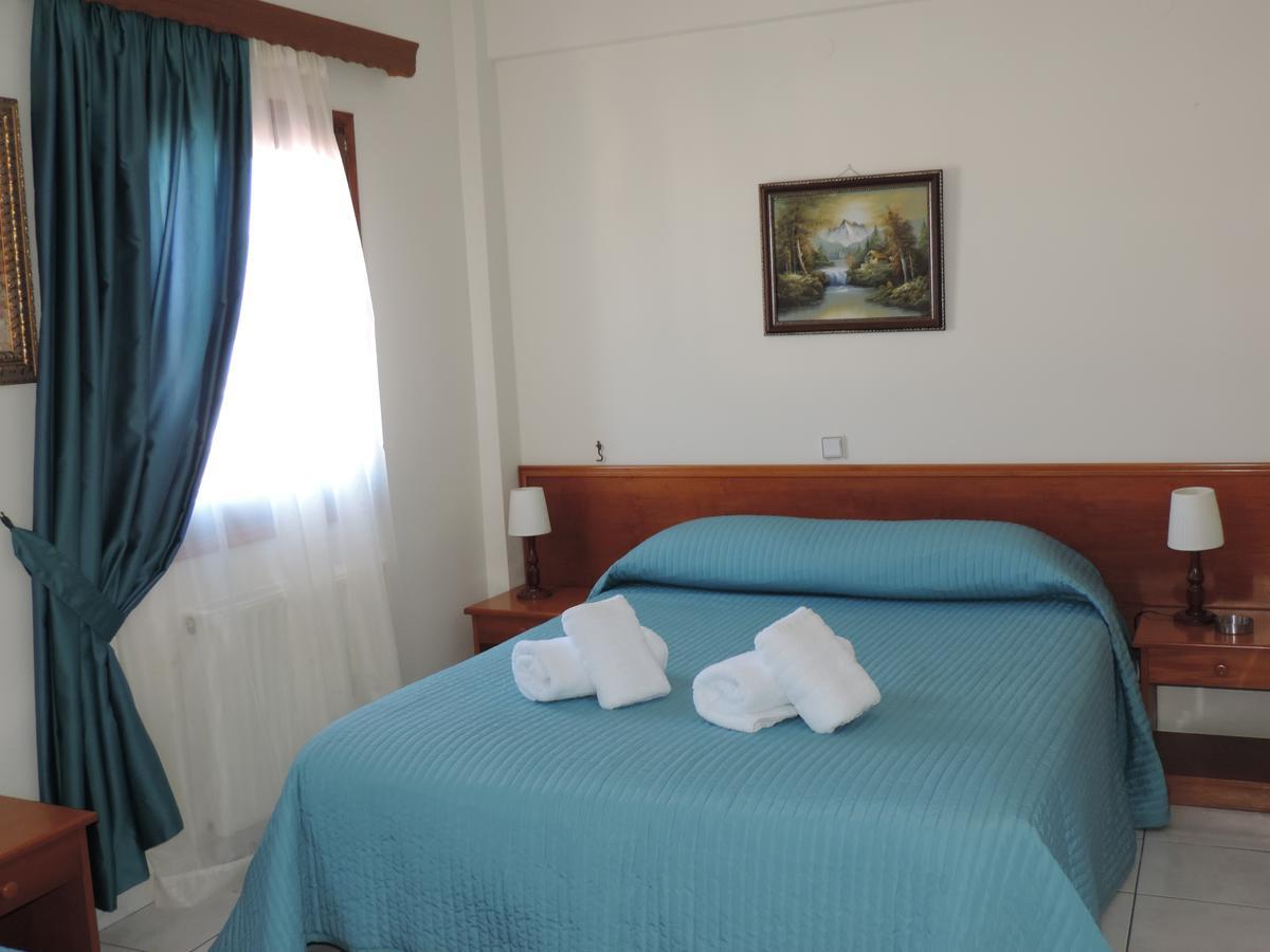 Victoria Studios Spetses Town Екстер'єр фото